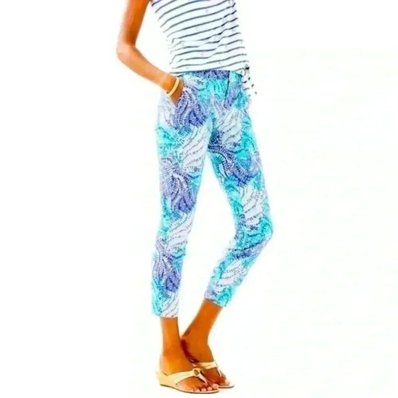 Lilly Pulitzer Shana Blue Current Fantasea Stretch Crop Pant Size 2 - Picture 1 of 7